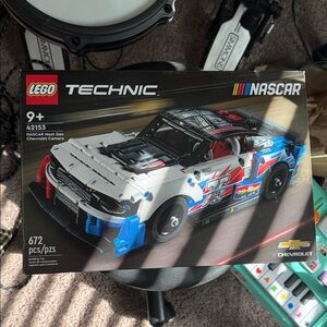 LEGO Technic NASCAR Chevrolet Camaro - Black, White, Blue